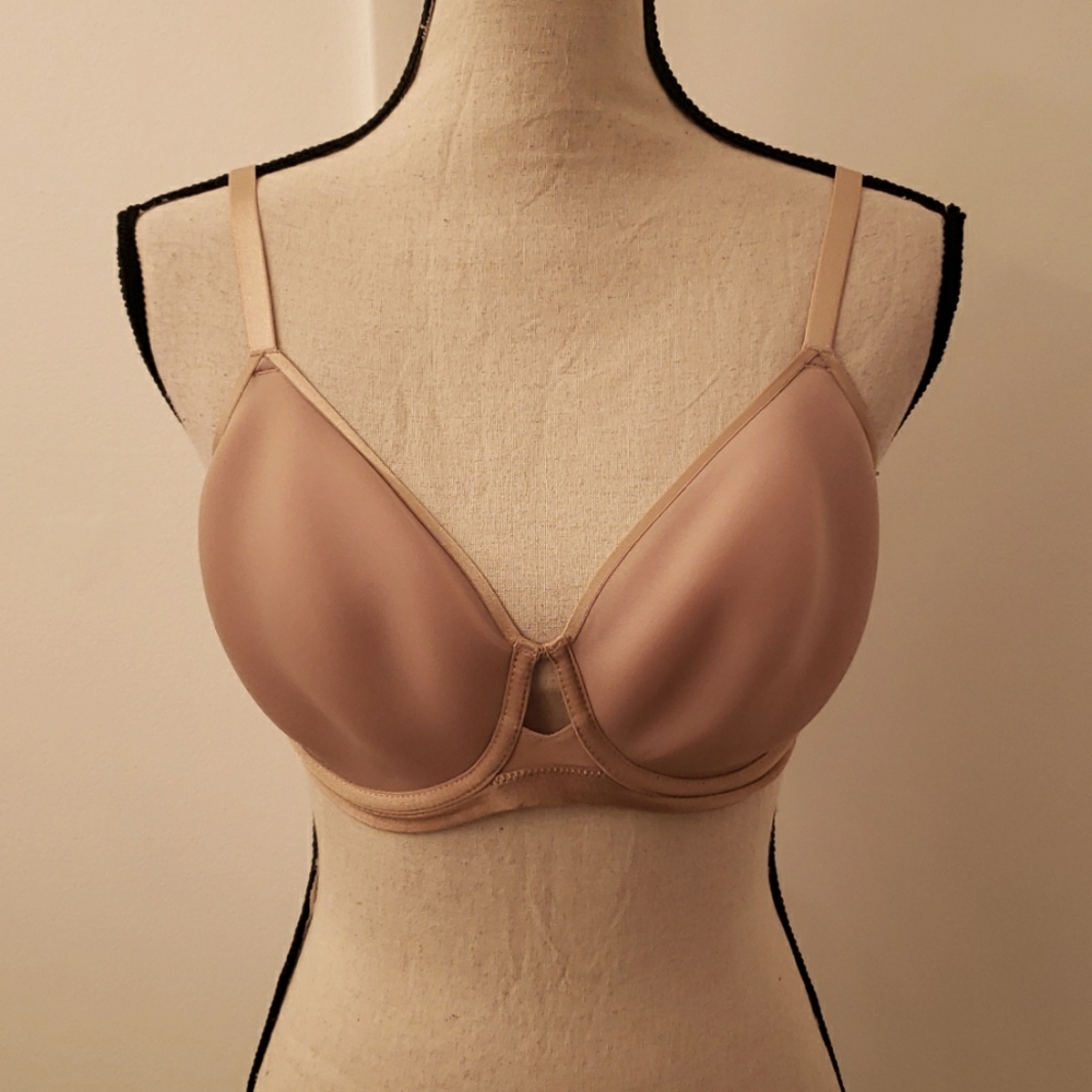 EUC, Soma nuded lightly lined, slightly sheer full coverage bra. 34DD